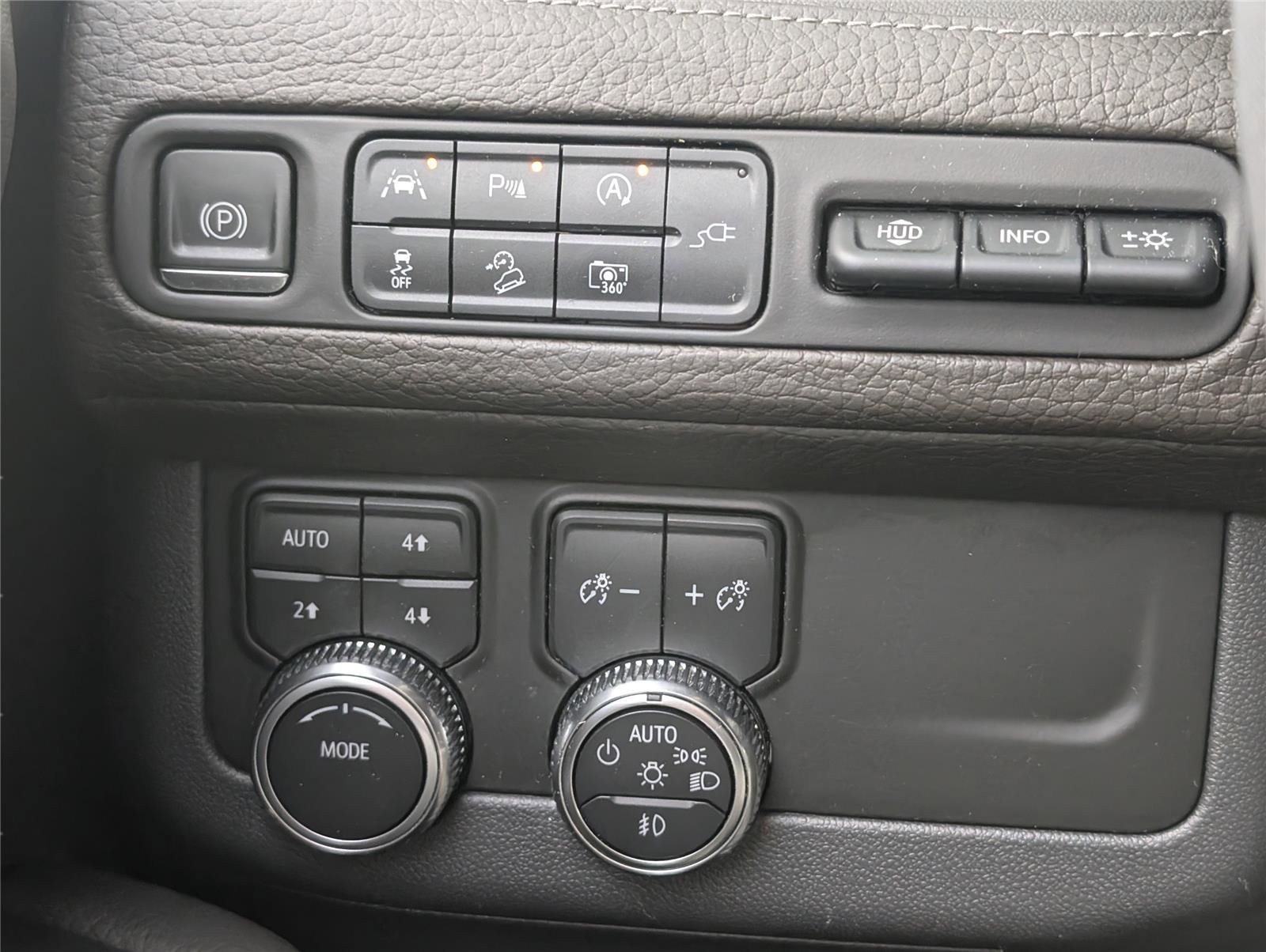 Used 2022 GMC Yukon Denali image 33