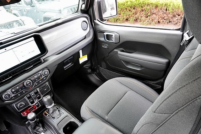 New 2026 Jeep Wrangler Unlimited Sport AWD/4WD image 27