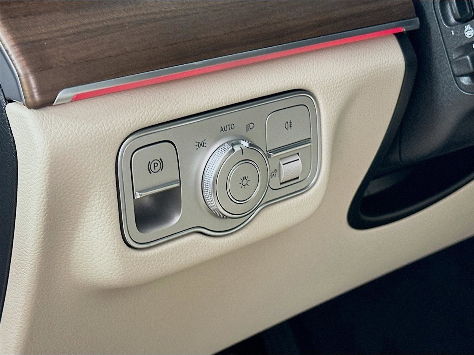 Certified 2026 Mercedes-Benz GLE 450 4MATIC image 10