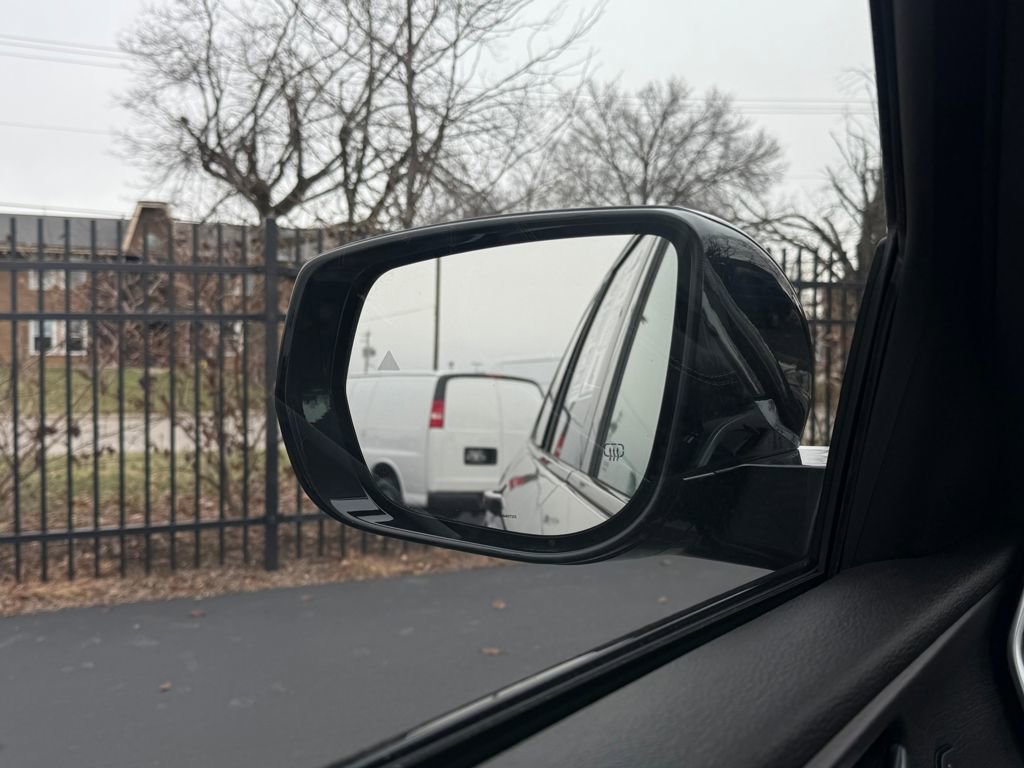 Used 2023 Jeep Grand Cherokee L Limited image 16