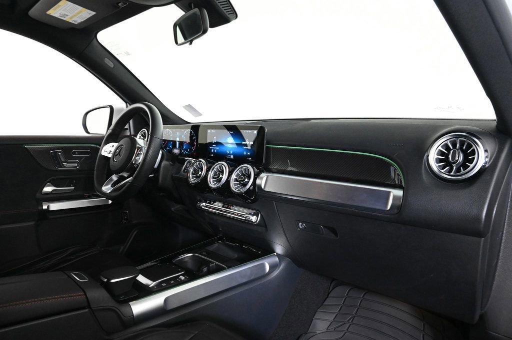 Used 2022 Mercedes-Benz GLB 35 AMG 4MATIC image 15