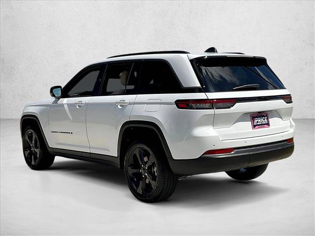 Used 2026 Jeep Grand Cherokee Limited w/ Limited Altitude Package RWD image 13