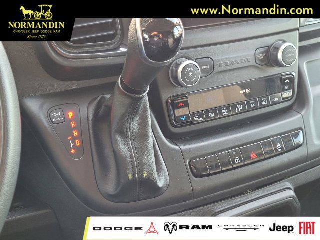 Used 2025 RAM ProMaster 2500 w/ Convenience Group FWD image 12