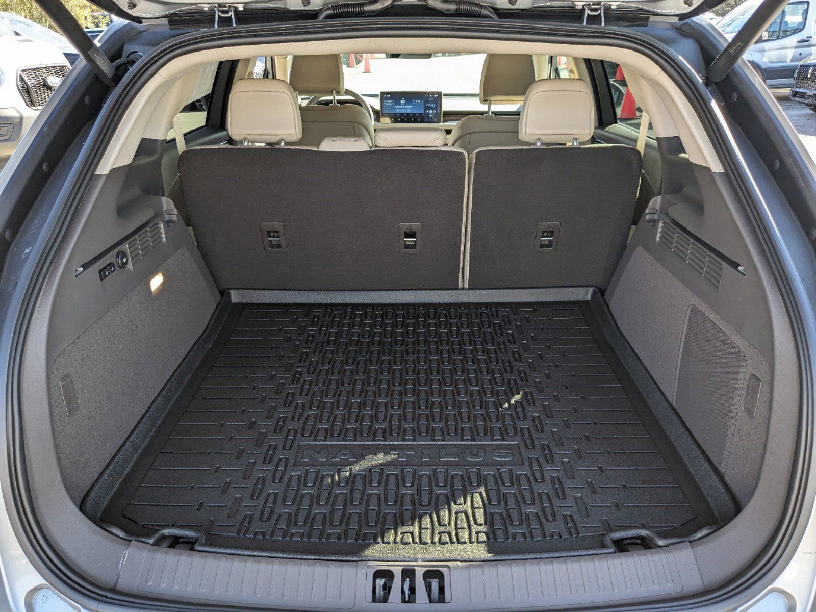 Certified 2023 Lincoln Nautilus Reserve w/ Equipment Group 201A image 14