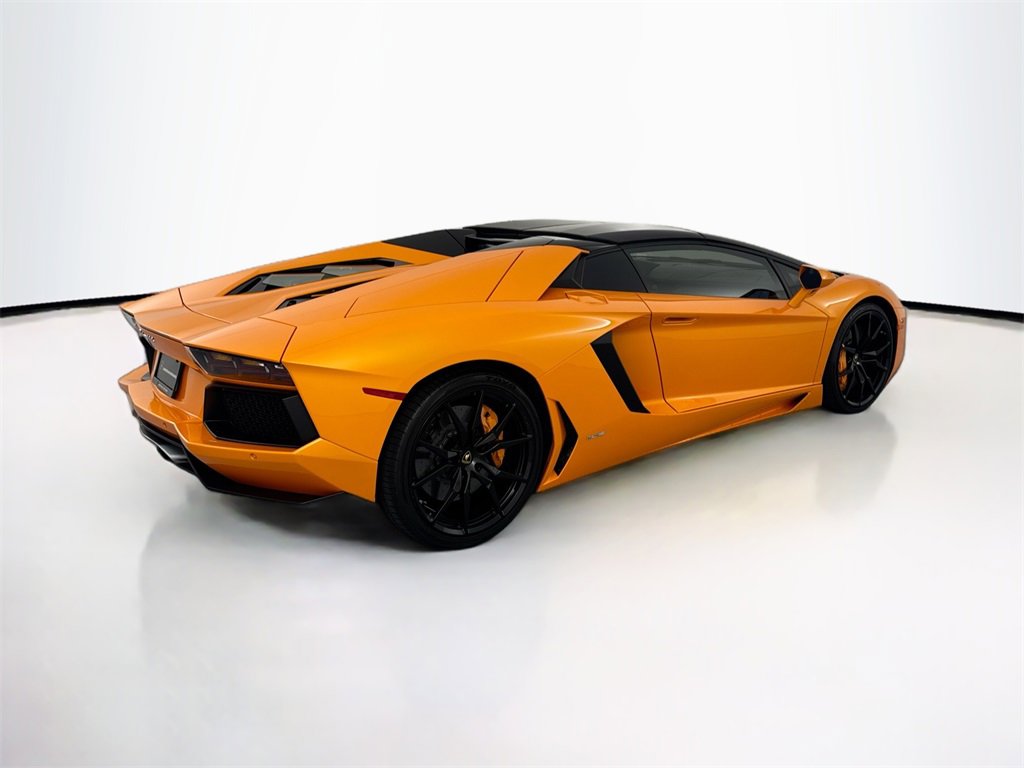 Used 2016 Lamborghini Aventador LP 700-4 image 36