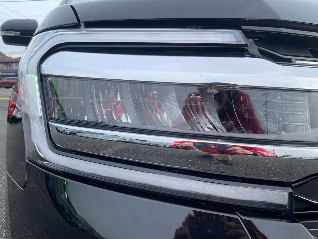 Used 2024 Ford Expedition Max Limited image 9