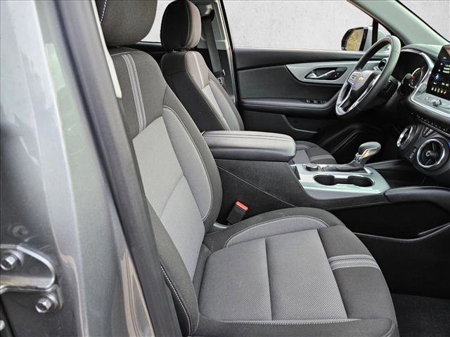 Used 2025 Chevrolet Blazer LT image 23