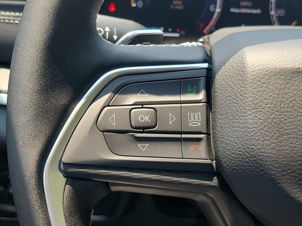 New 2026 Jeep Grand Cherokee Laredo X RWD image 13