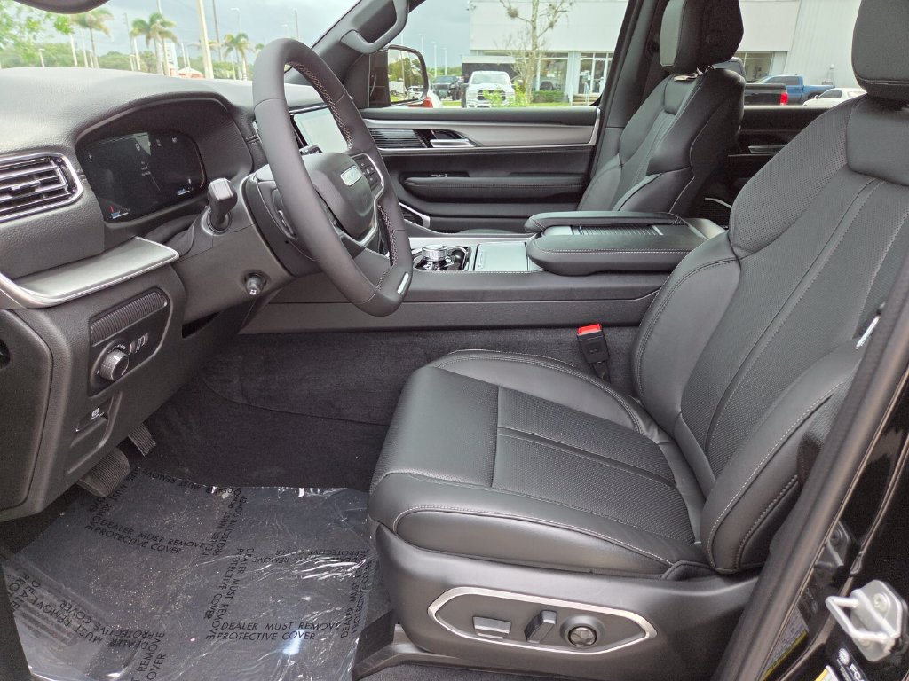 New 2027 Jeep Grand Wagoneer 4WD image 29