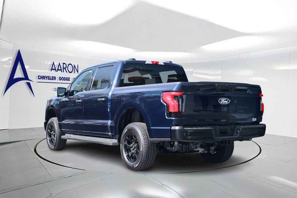 Used 2025 Ford F150 Lightning XLT w/ Max Trailer Tow Package image 2