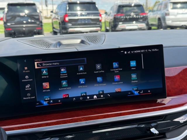 Used 2024 BMW ALPINA XB7 image 34