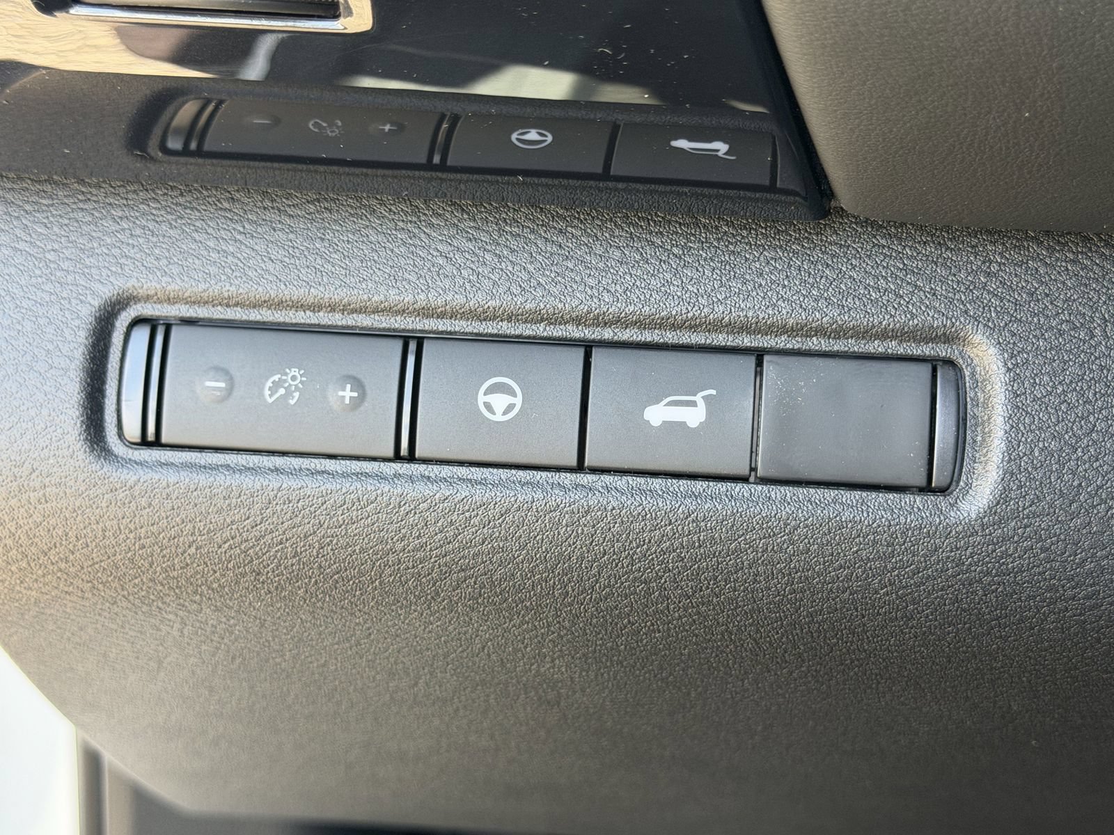 New 2026 Nissan Pathfinder SV FWD image 15
