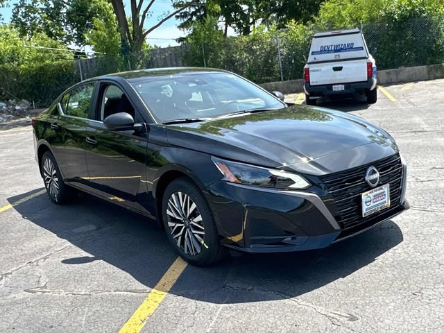New 2026 Nissan Altima 2.5 SV AWD/4WD image 3