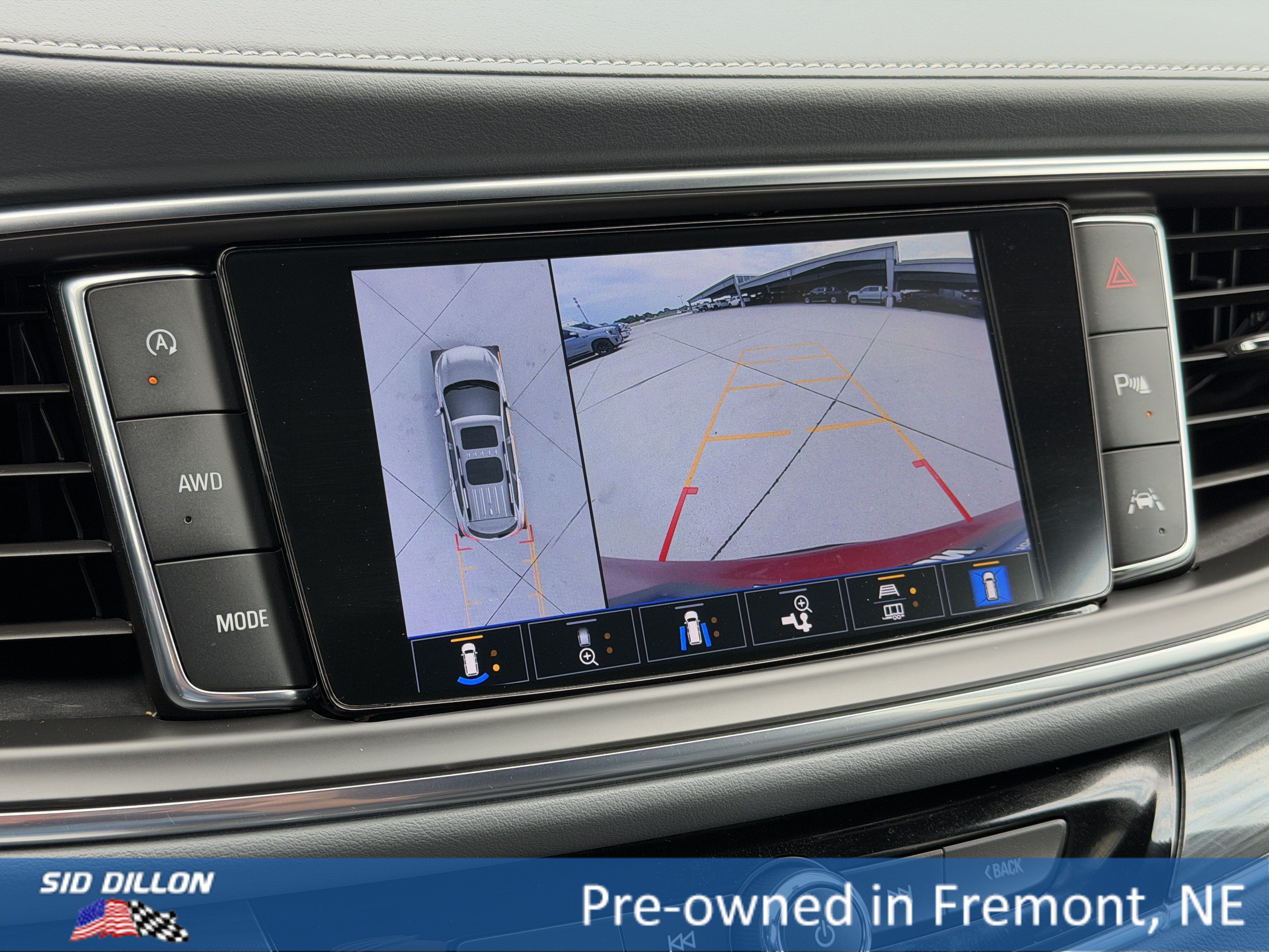 Used 2023 Buick Enclave Premium AWD/4WD image 11
