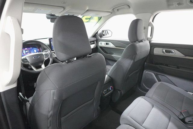 Certified 2025 Ford Explorer Active image 24