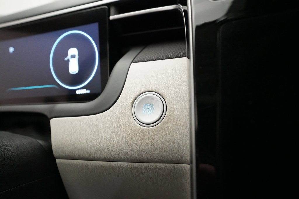 Used 2023 Hyundai Tucson Limited image 31