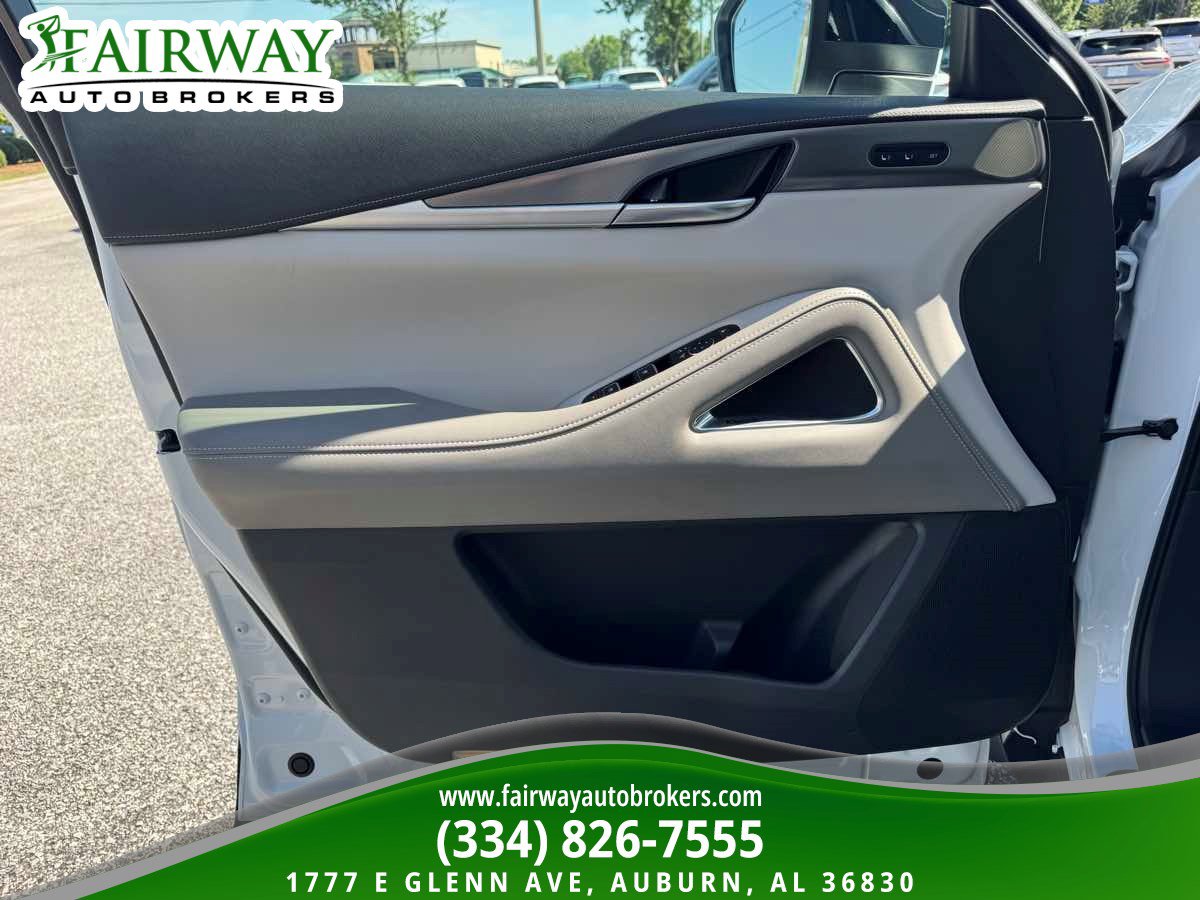 Used 2026 INFINITI QX60 Luxe w/ Cargo Package AWD/4WD image 30