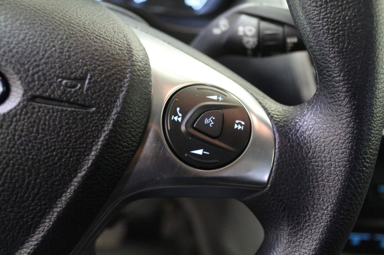Used 2023 Ford Transit Connect XL image 10