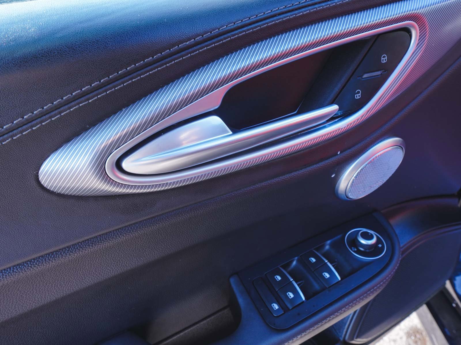 Used 2024 Alfa Romeo Giulia Veloce image 11