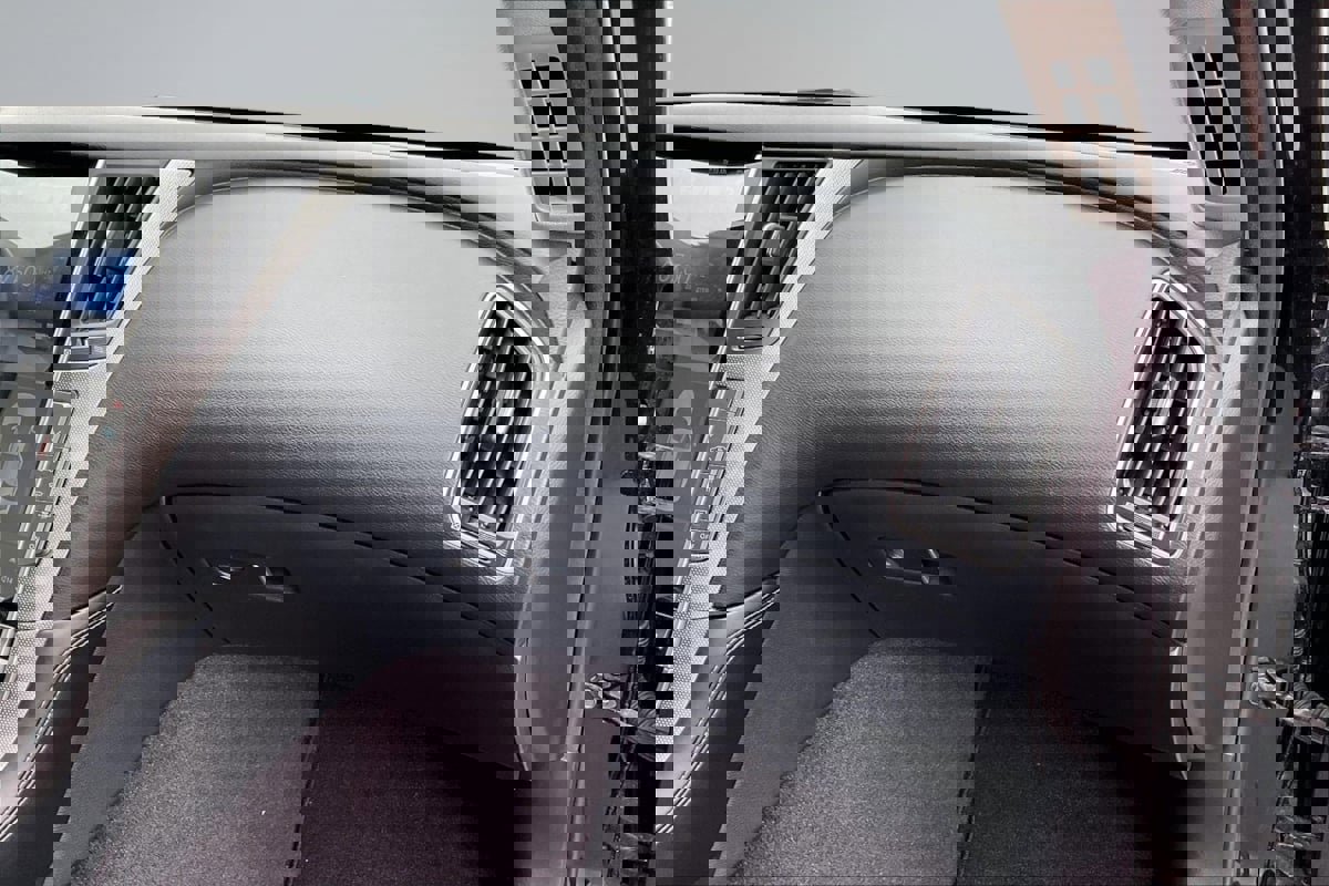 Used 2015 INFINITI Q50 Premium w/ Navigation Package image 17