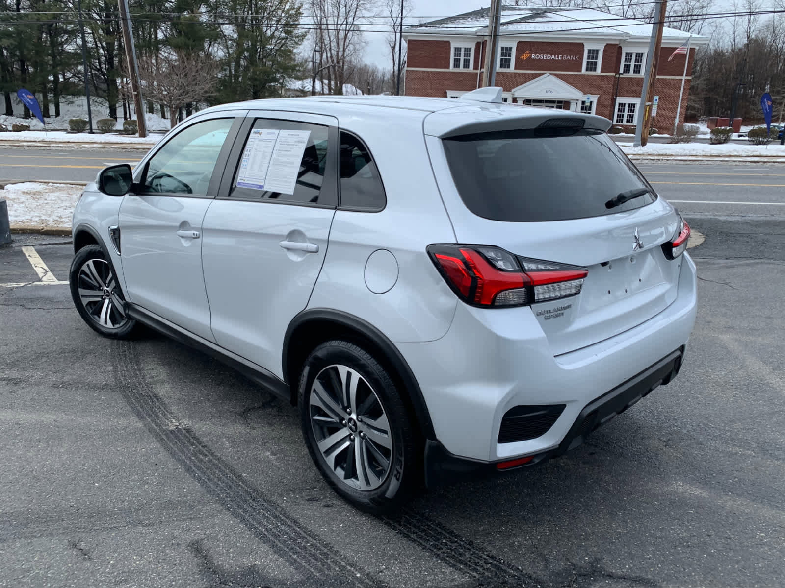 Used 2022 Mitsubishi Outlander Sport SE image 4