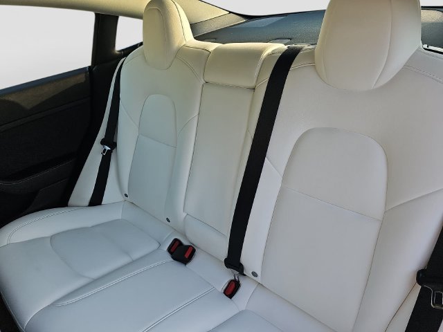 Used 2022 Tesla Model 3 Long Range AWD/4WD image 17