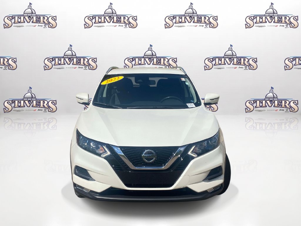 Used 2022 Nissan Rogue Sport SV AWD/4WD image 2