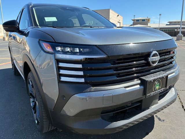 New 2026 Nissan Kicks SR FWD image 8