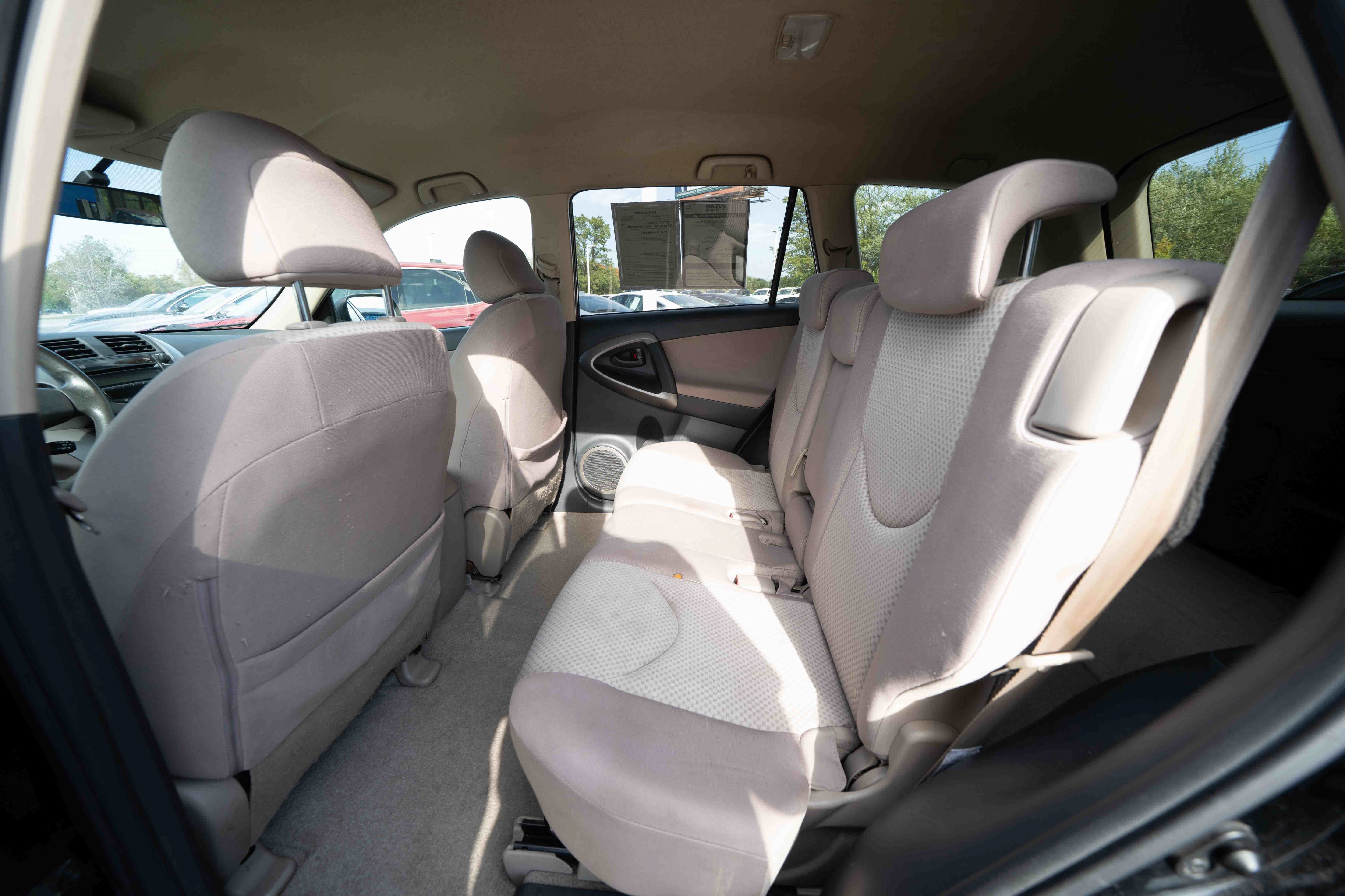 Used 2006 Toyota RAV4 2WD image 23