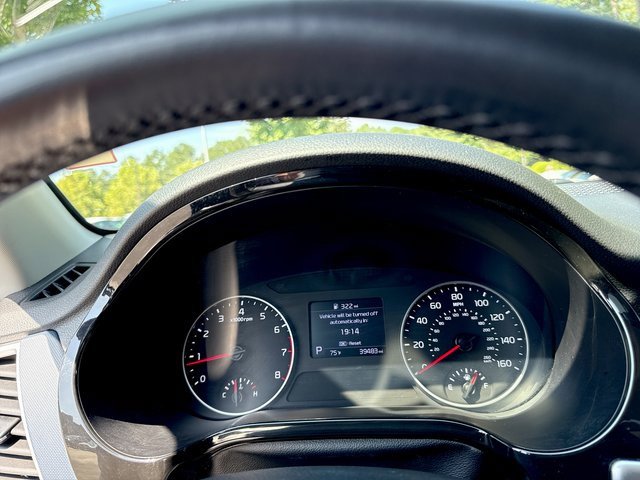 Used 2023 Kia Seltos Nightfall Edition image 15