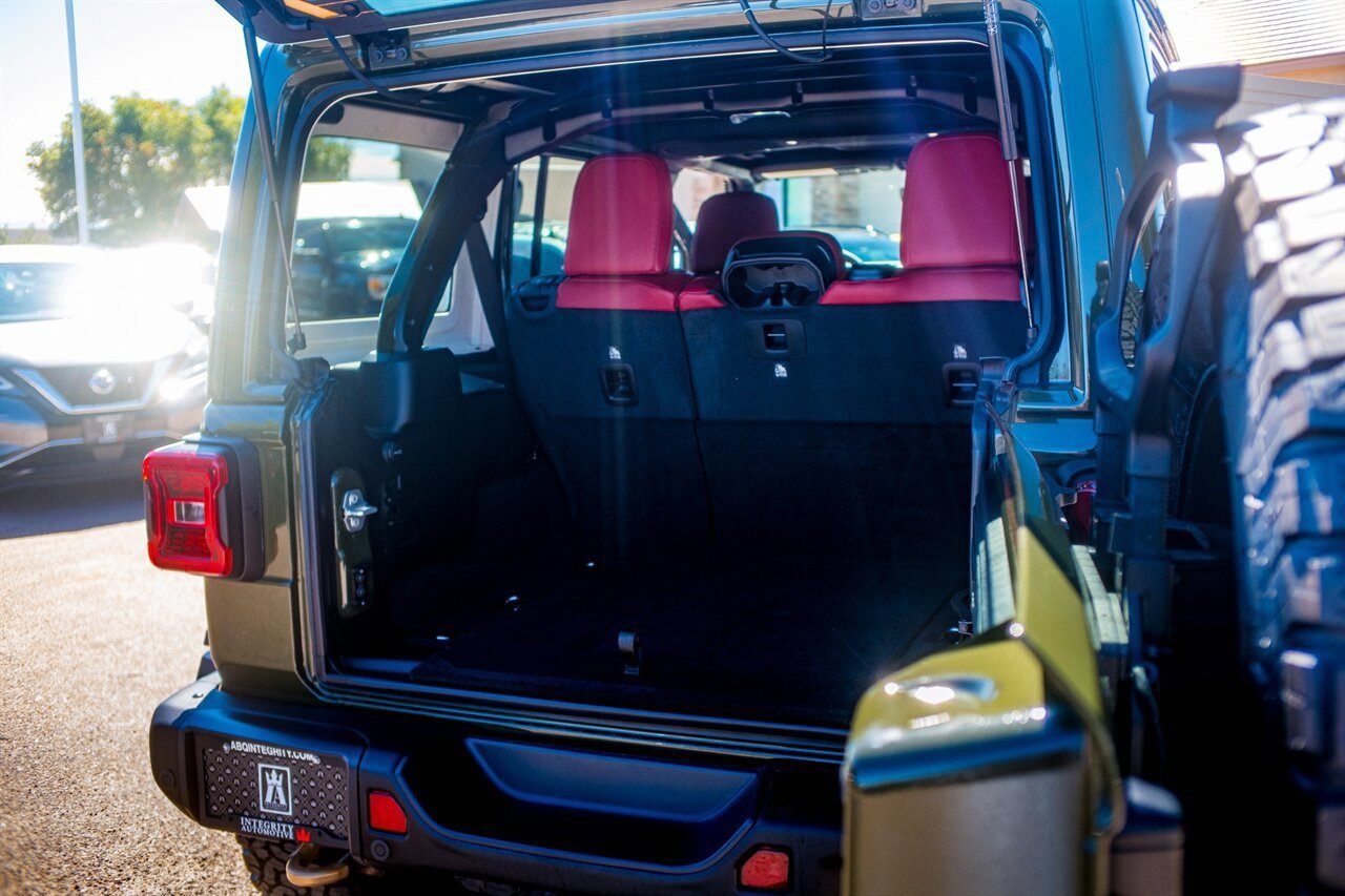 Used 2024 Jeep Wrangler Unlimited Rubicon 392 image 31