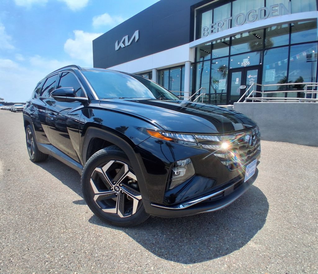 Used 2022 Hyundai Tucson Limited w/ Cargo Package AWD/4WD image 1