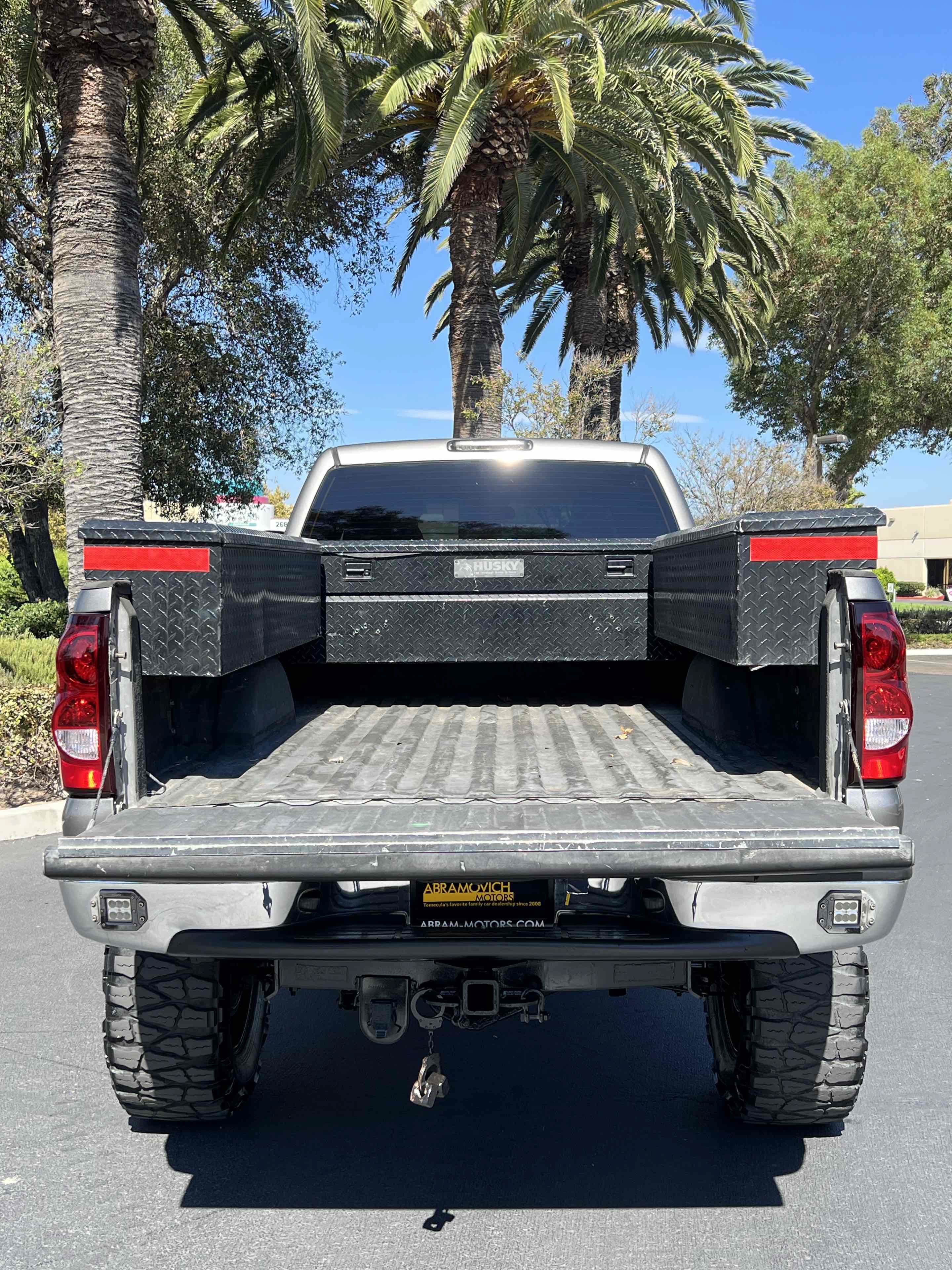 Used 2006 Chevrolet Silverado 3500 LT w/ Heavy-Duty Power Package AWD/4WD image 41