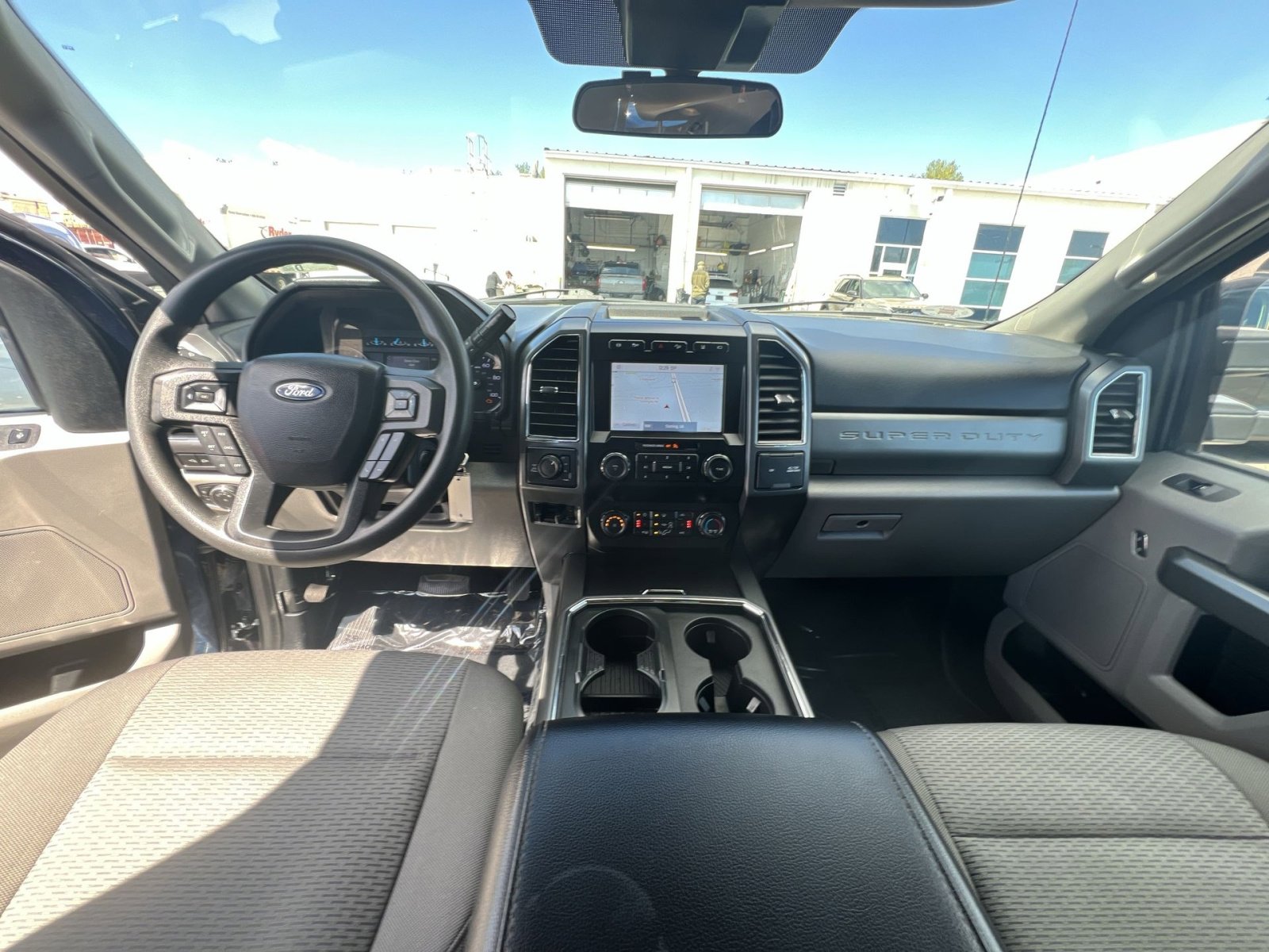 Used 2020 Ford F350 XLT w/ XLT Premium Package image 23