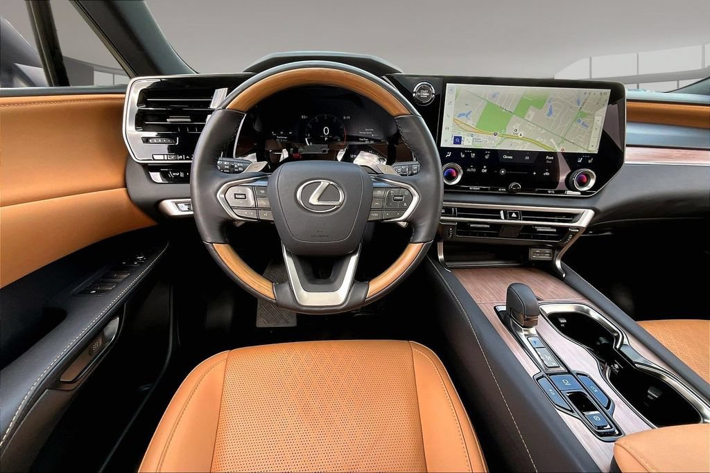 Used 2025 Lexus RX 350 Premium Plus w/ Accessory Package (Z1) FWD image 5