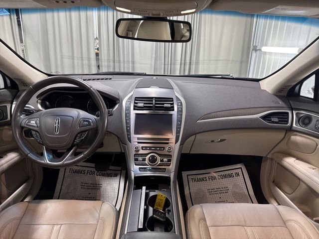 Used 2019 Lincoln MKZ Reserve image 12