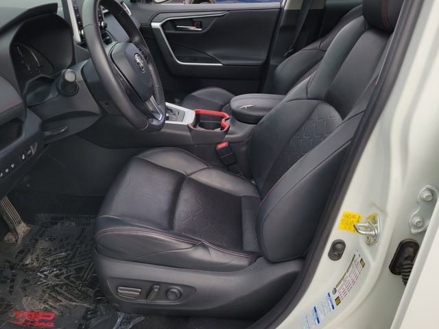 Used 2020 Toyota RAV4 TRD Off-Road w/ TRD Off-Road Weather Package AWD/4WD image 9