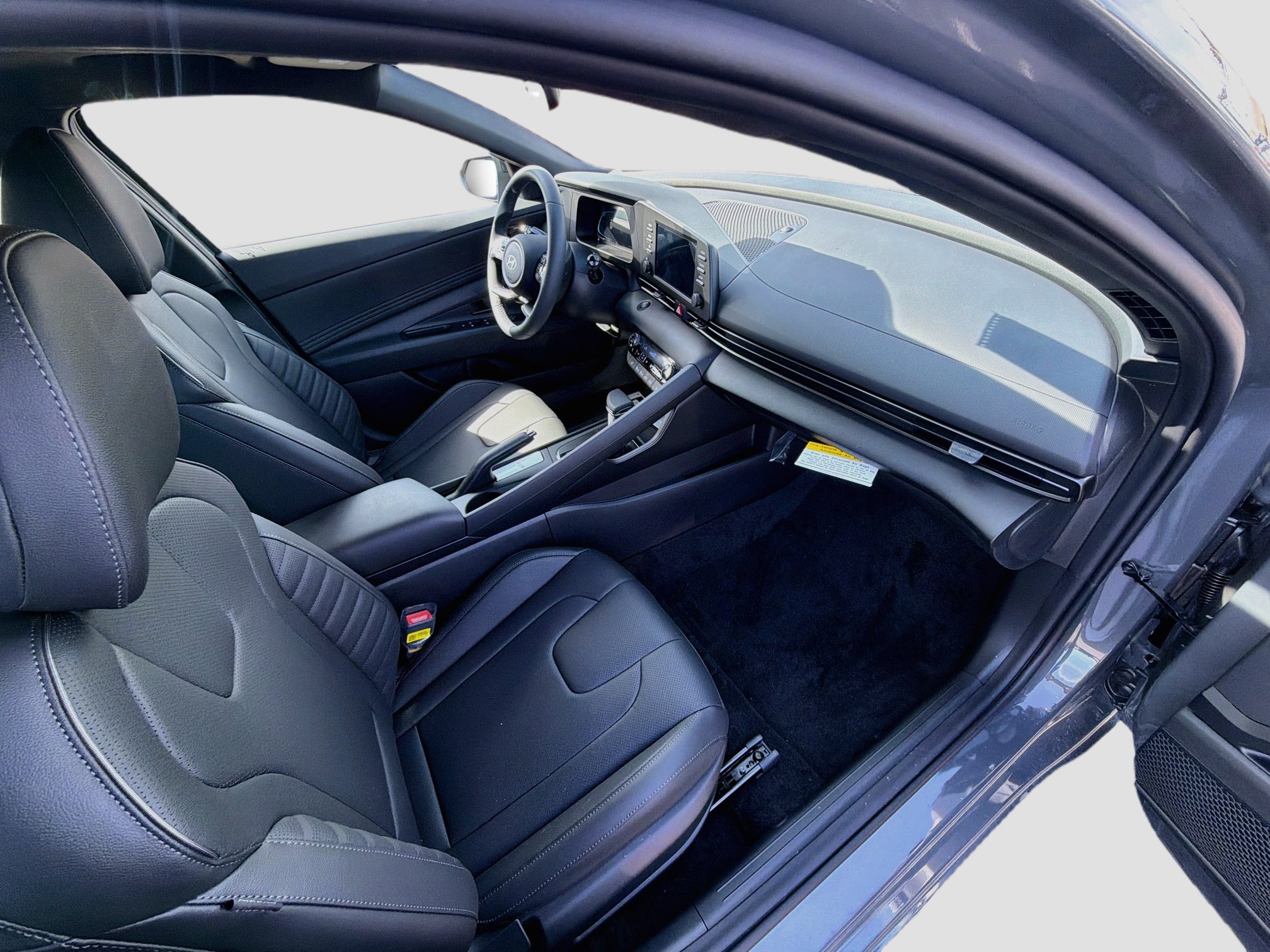 New 2026 Hyundai Elantra SEL Sport FWD image 21