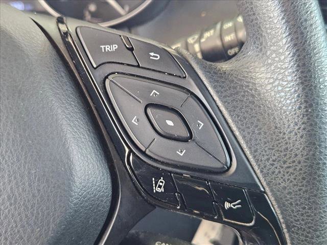 Used 2021 Toyota C-HR LE image 12