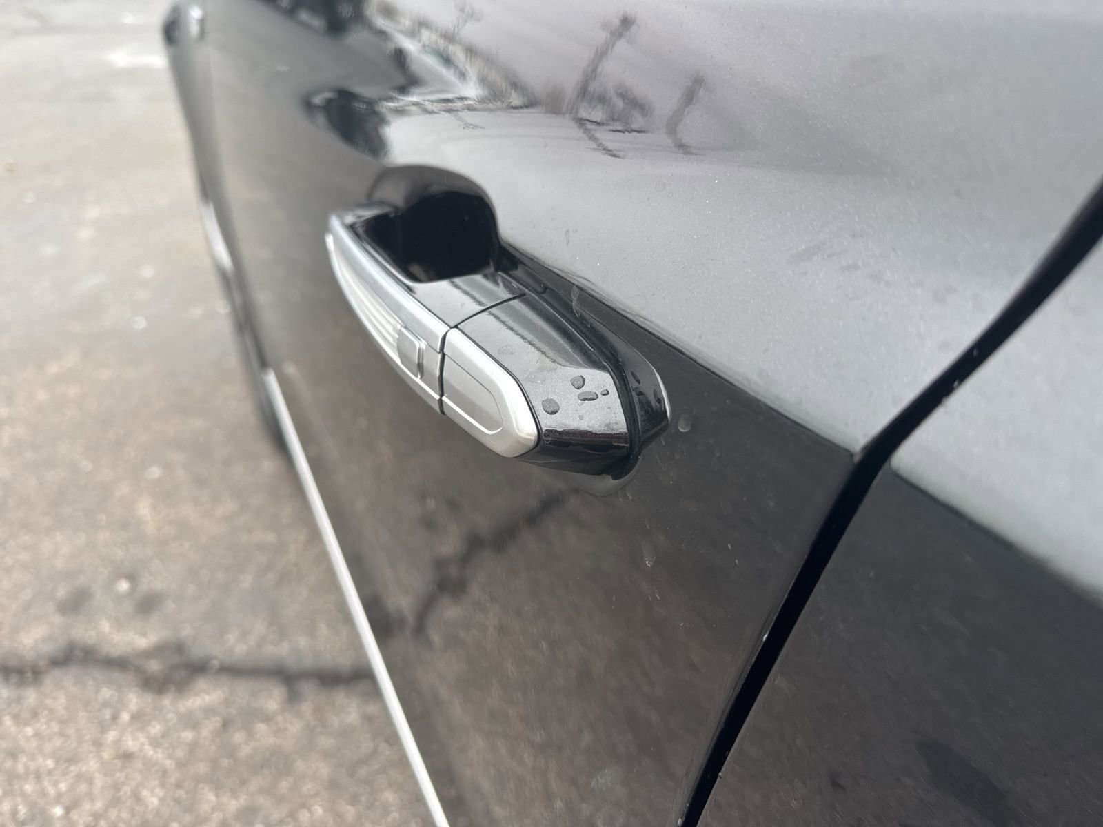 Used 2025 Cadillac XT5 Premium Luxury image 16