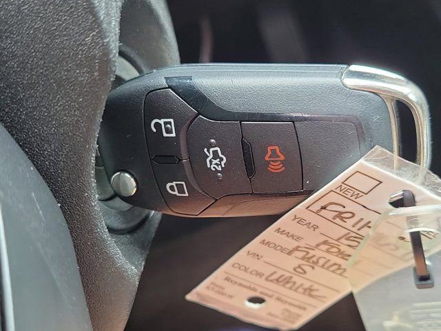 Used 2015 Ford Fusion S FWD image 30