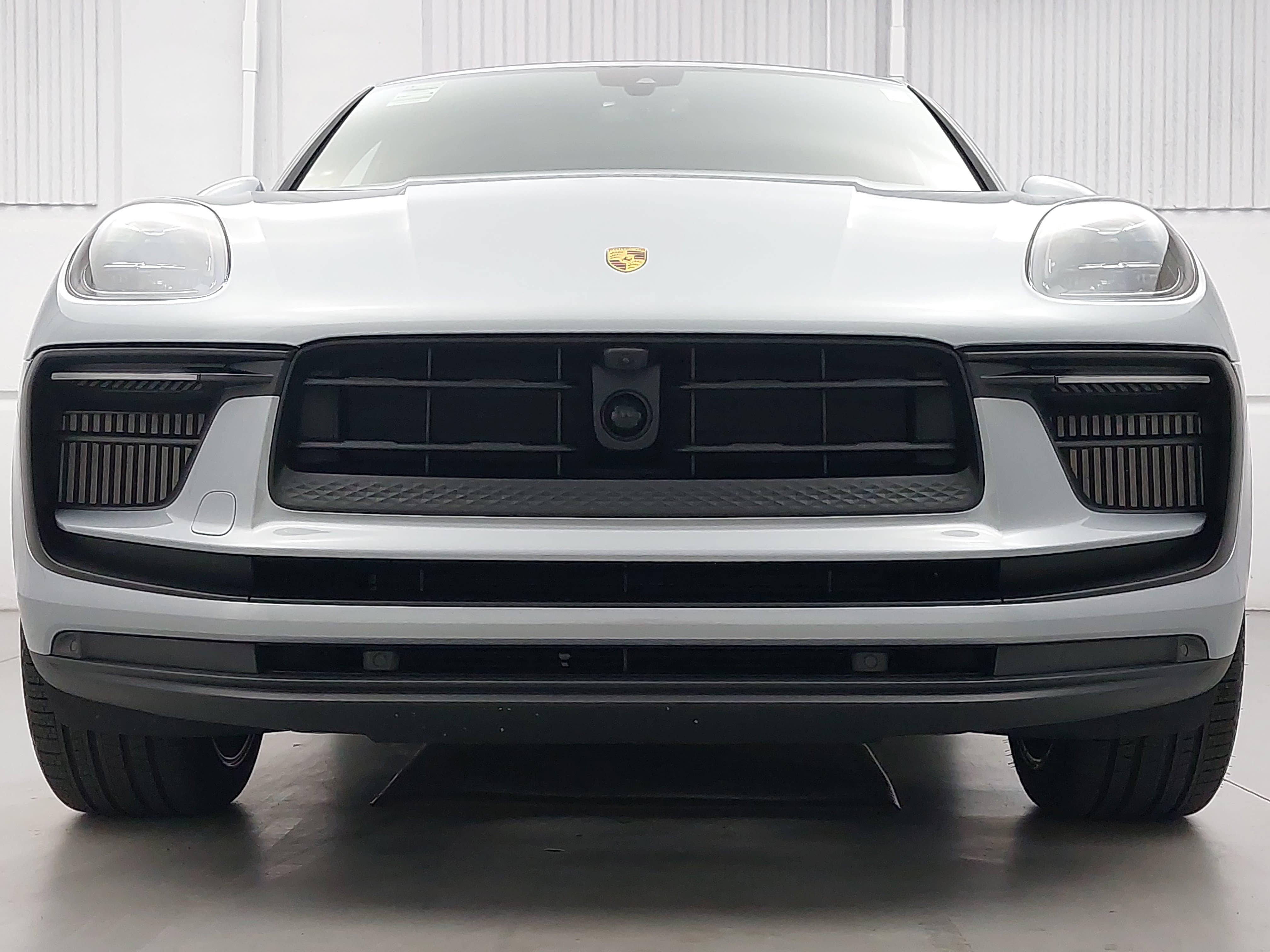 Certified 2026 Porsche Macan S AWD/4WD image 10