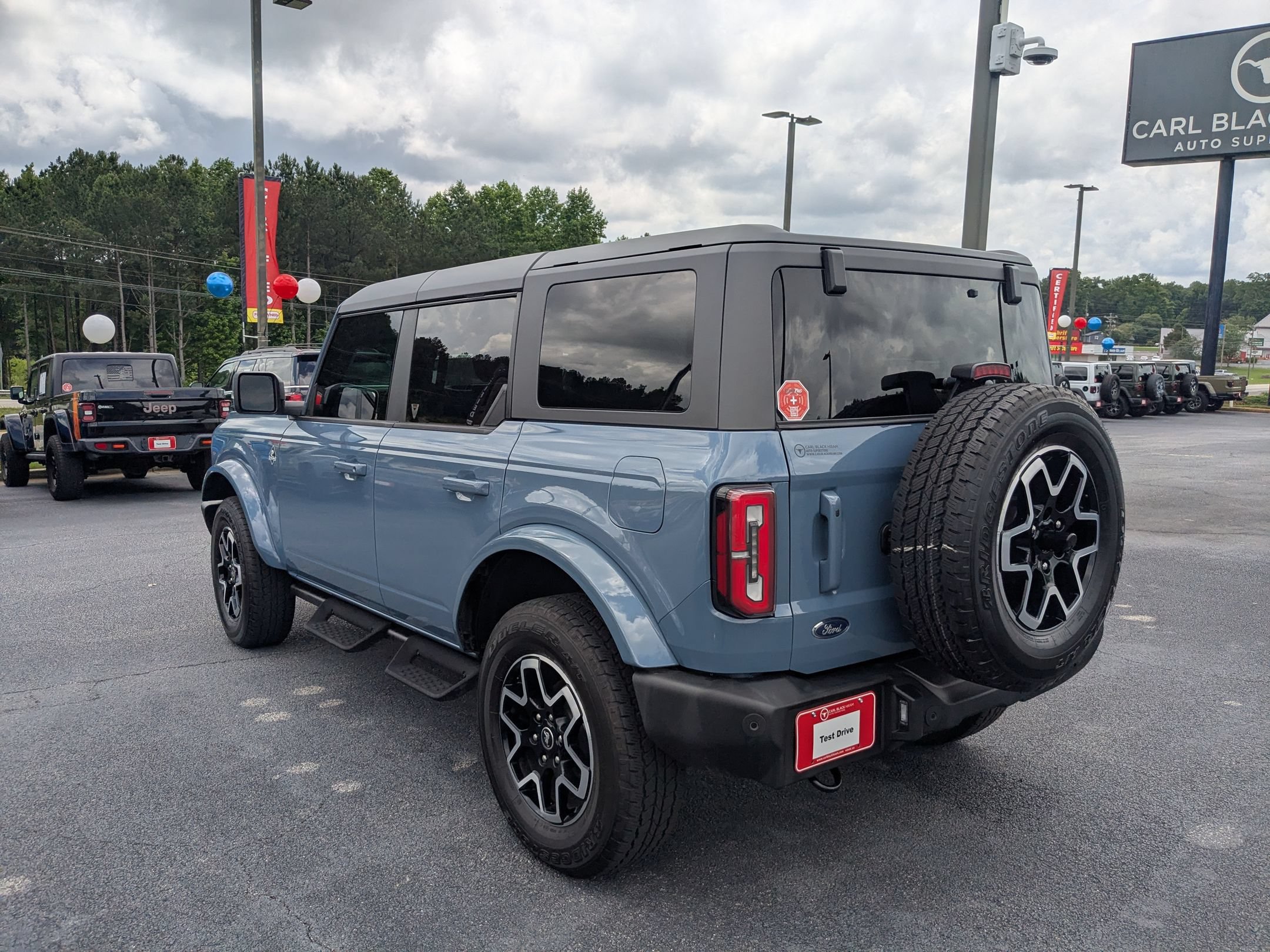 Used 2024 Ford Bronco Outer Banks AWD/4WD image 7
