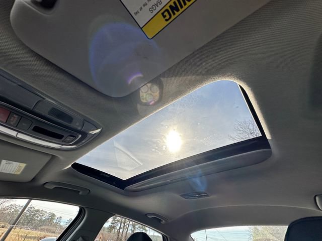 Used 2022 Hyundai Elantra Limited image 27