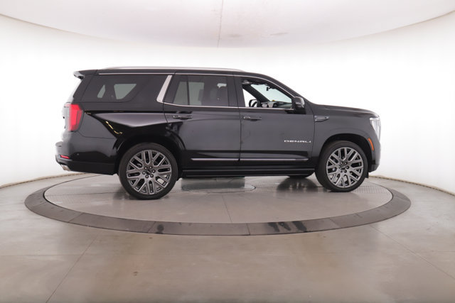 Used 2026 GMC Yukon Denali Ultimate w/ LPO, Floor Liner Package AWD/4WD image 6