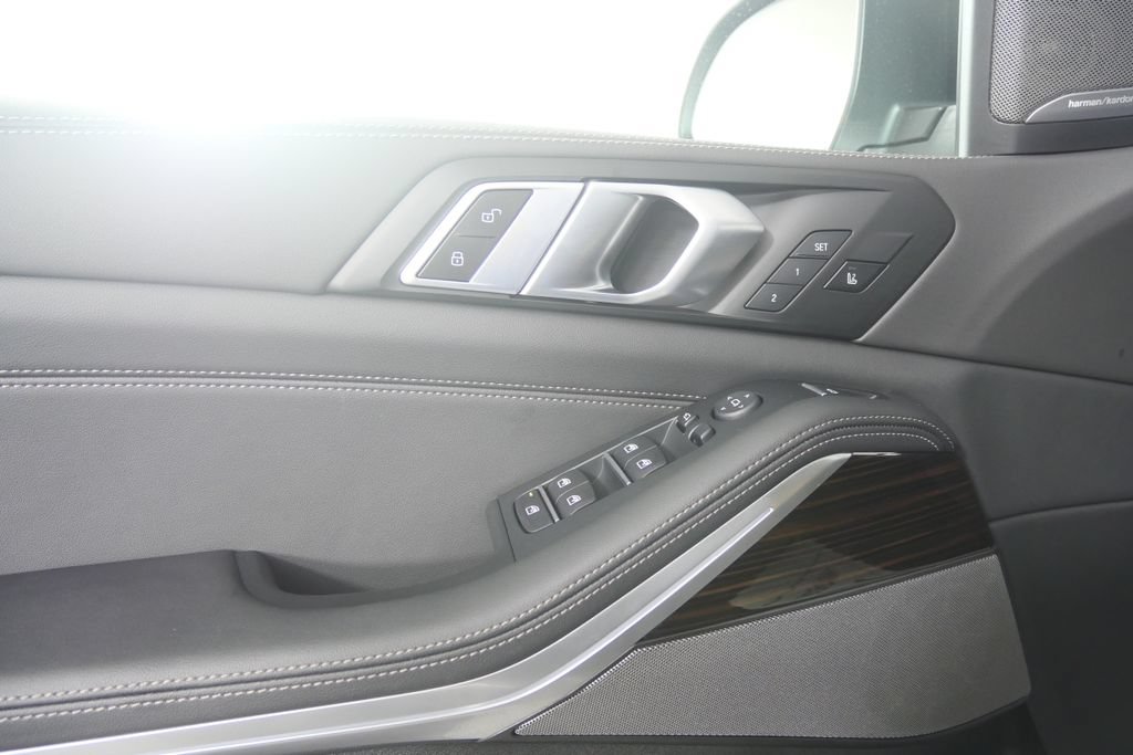 Certified 2026 BMW X5 sDrive40i RWD image 8