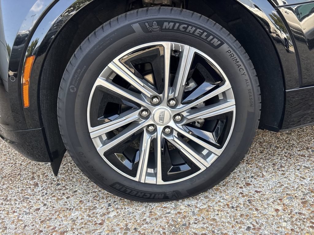 Certified 2024 Cadillac Lyriq Luxury AWD/4WD image 34