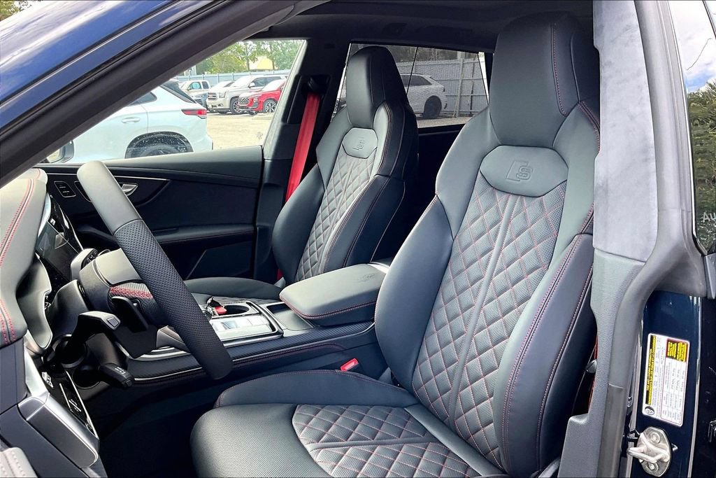 New 2026 Audi SQ8 Prestige AWD/4WD image 21