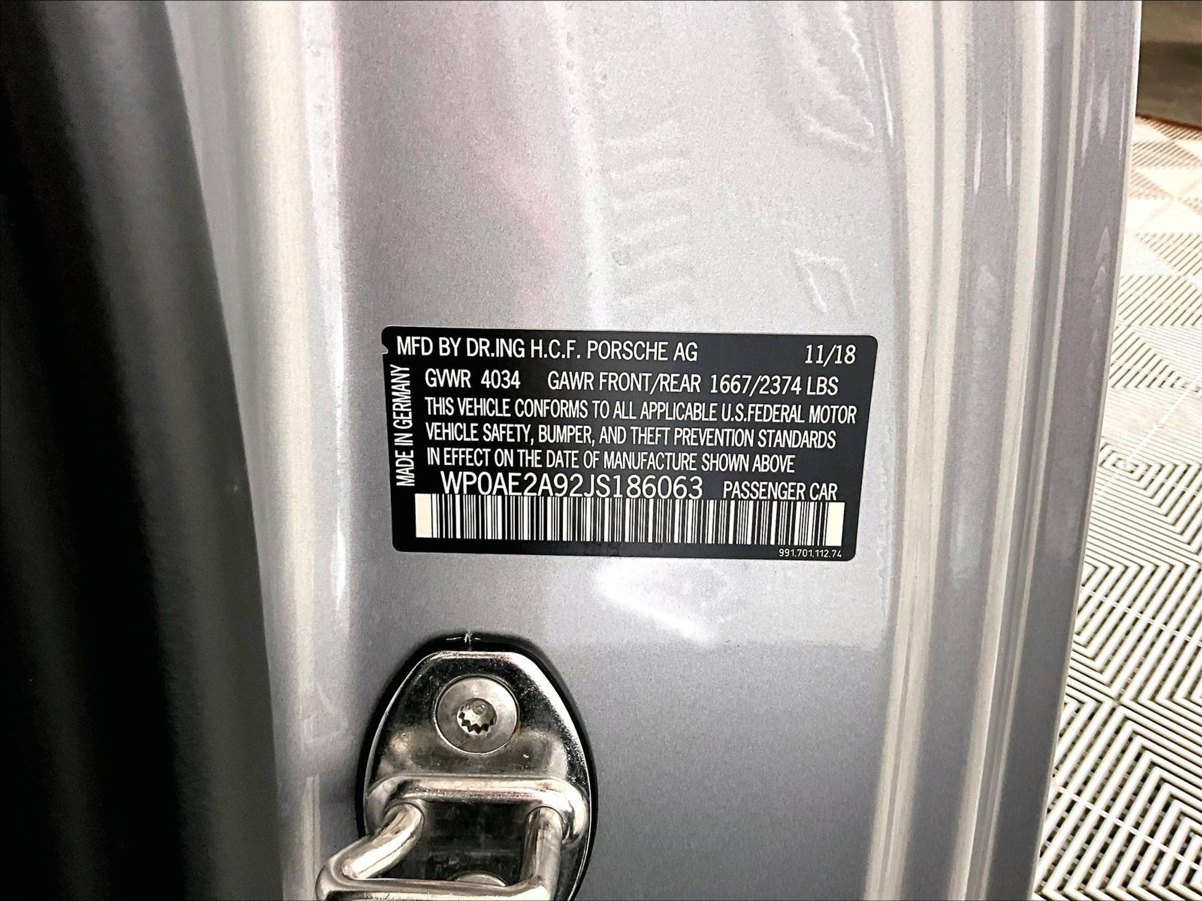 Certified 2018 Porsche 911 GT2 RS RWD image 25