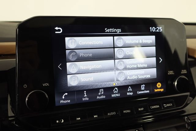 Used 2024 Nissan Pathfinder Platinum w/ Cargo Package image 44